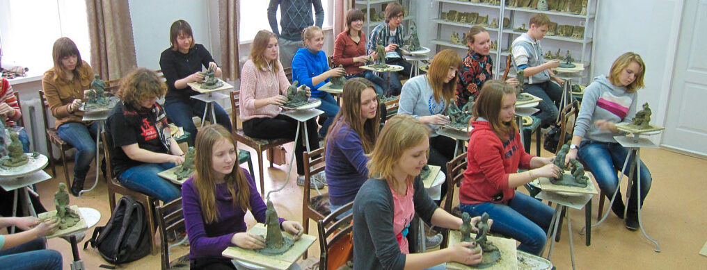 Урок скульптуры.
